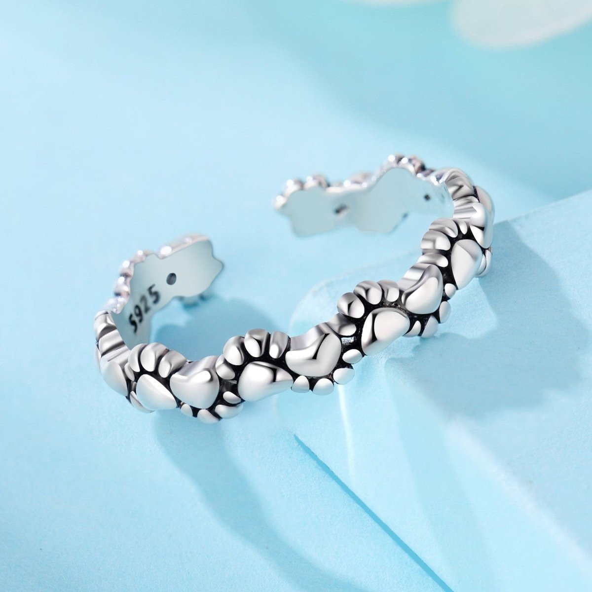 Liora Atelier Adorable Paws Sterling Adjustable Ring