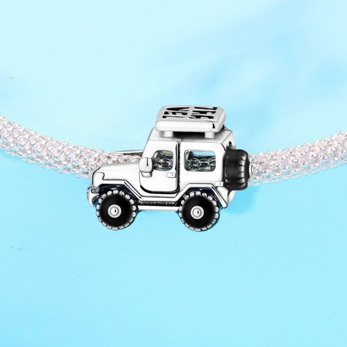 Liora Atelier Adventure Jeep Charm
