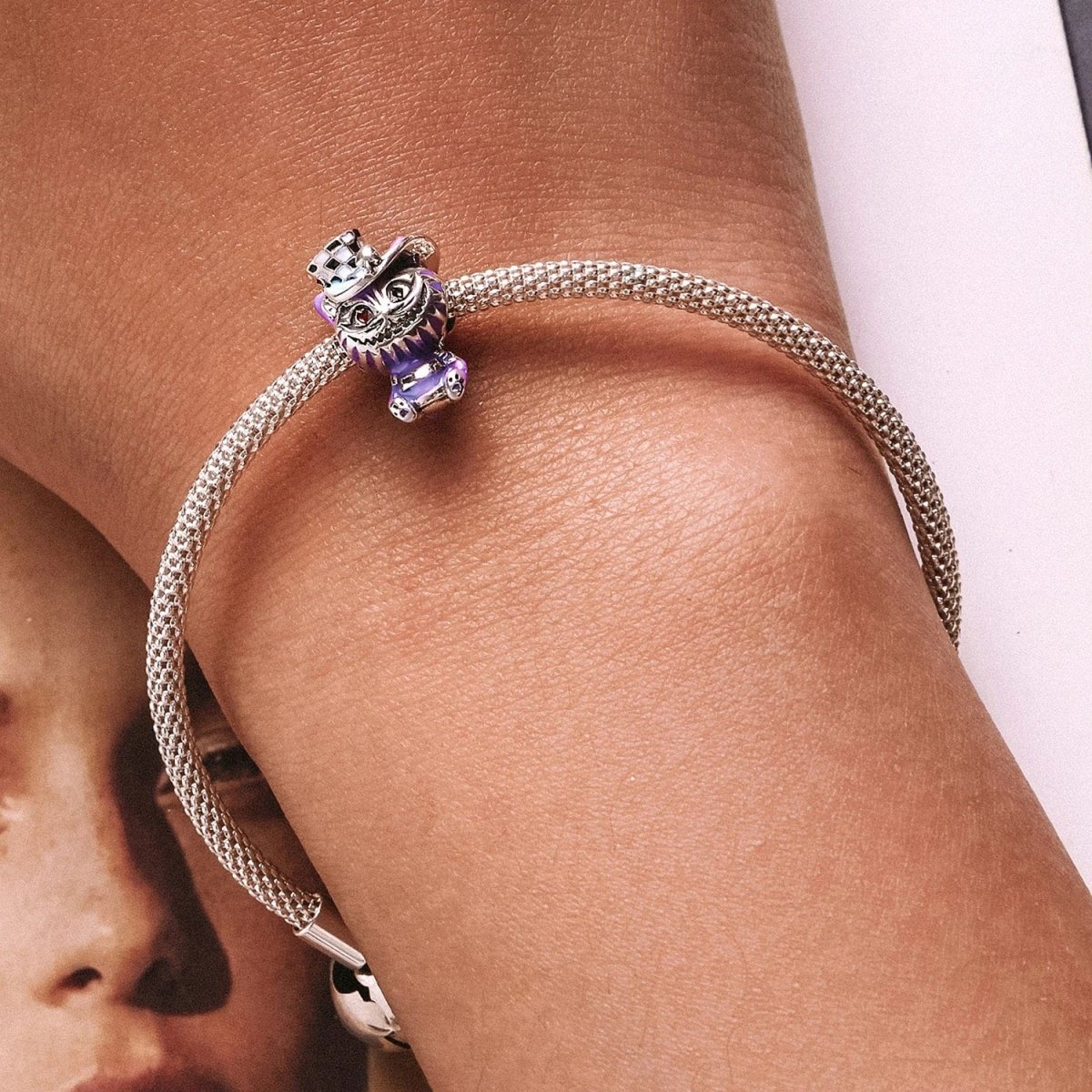 Liora Atelier Cheshire Cat in Wonderland Charm