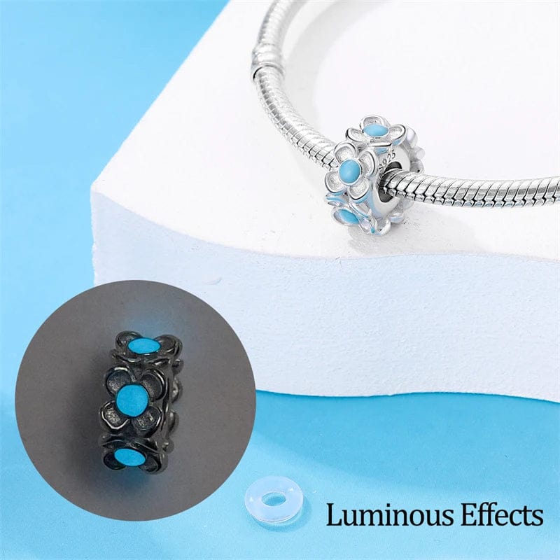 Liora Atelier Glow in the Dark Luminous Spacer Daisies Charm