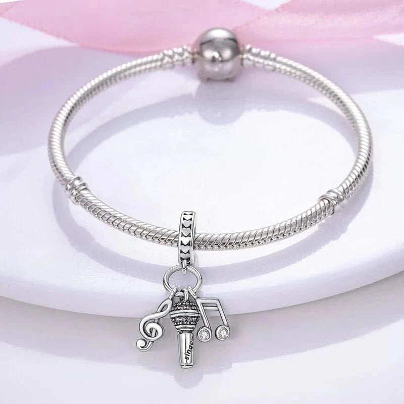 Liora AtelierSinger Note Charm