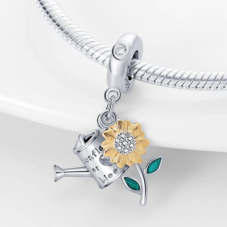 Liora AtelierSunflower Bloom Charm
