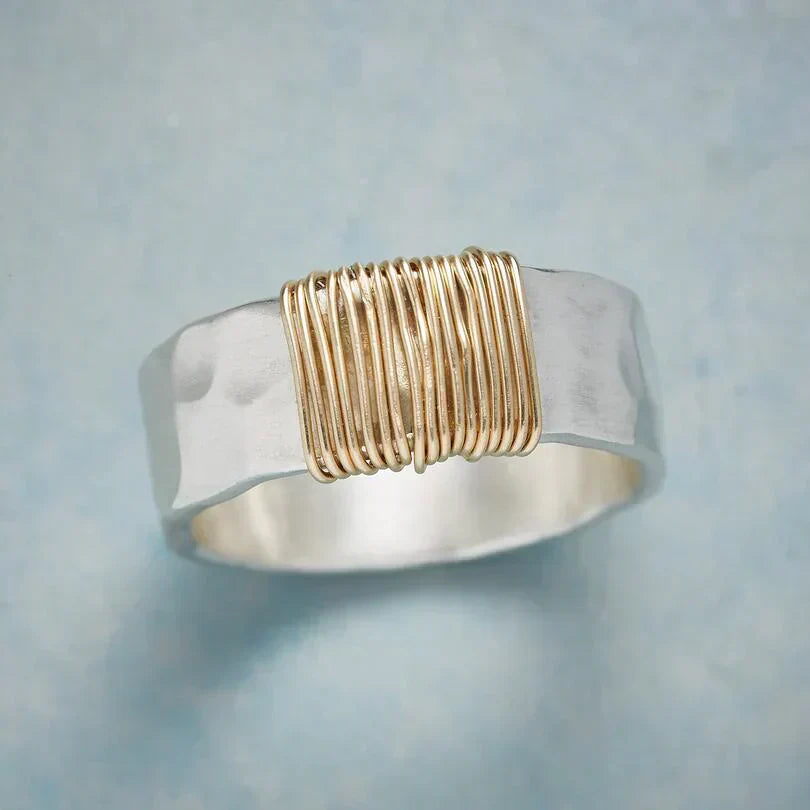 Goldener Boho Fäden Ring