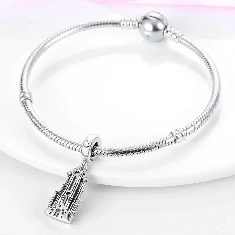 Liora Atelier La Sagrada Familia Charm