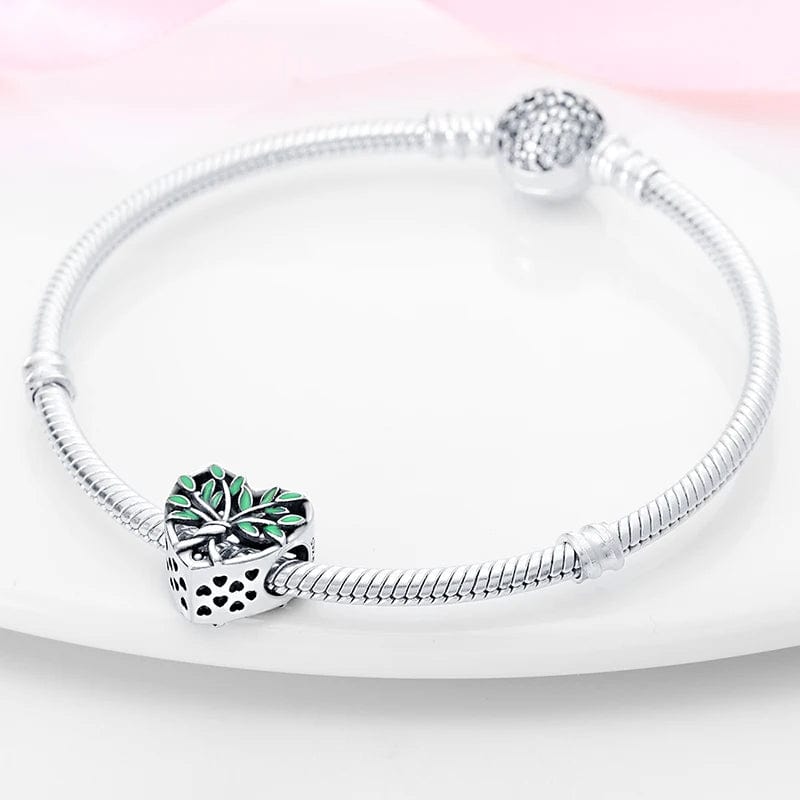 Liora Atelier Love Plant Charm