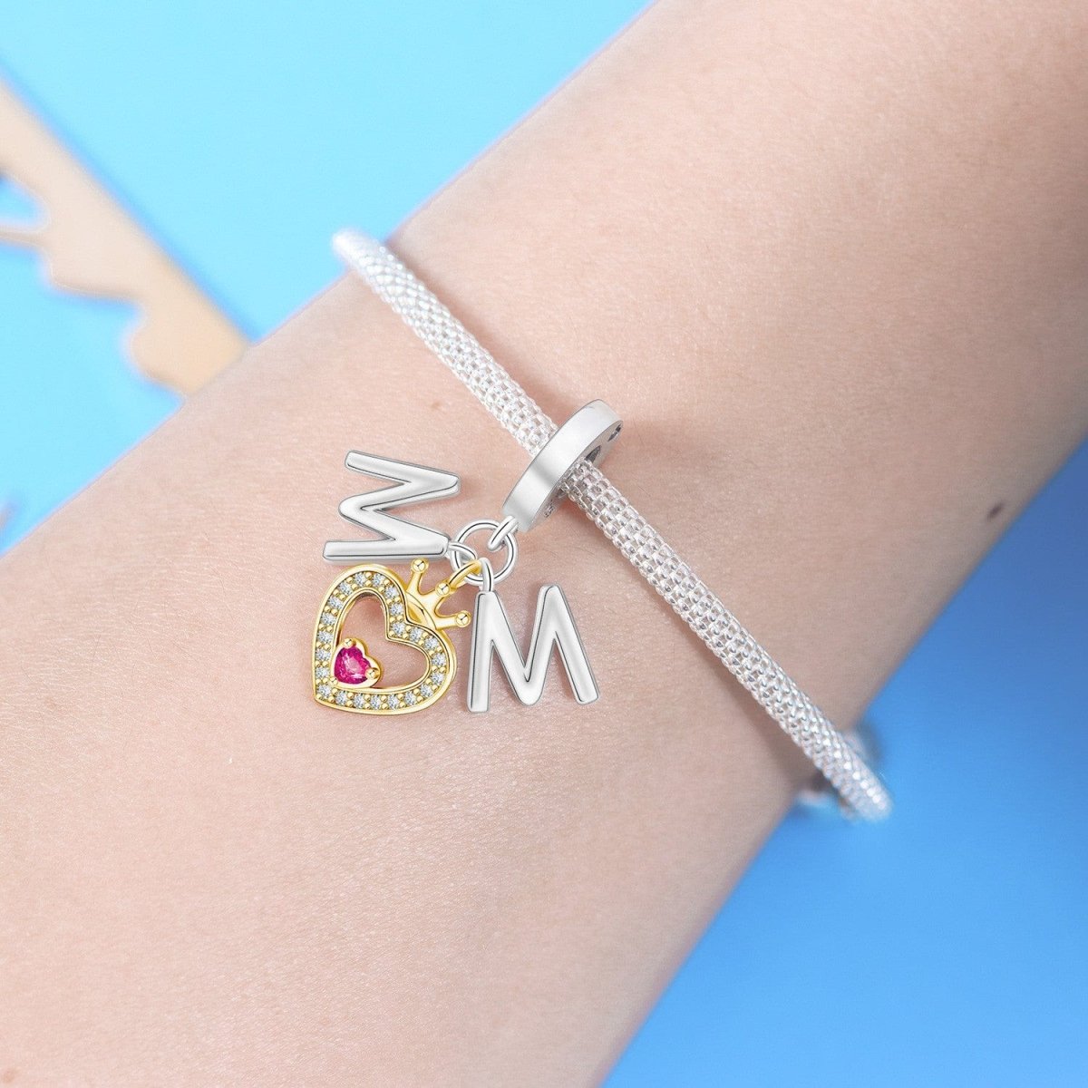 Liora Atelier Mom Queen's Heart with Crown Charm