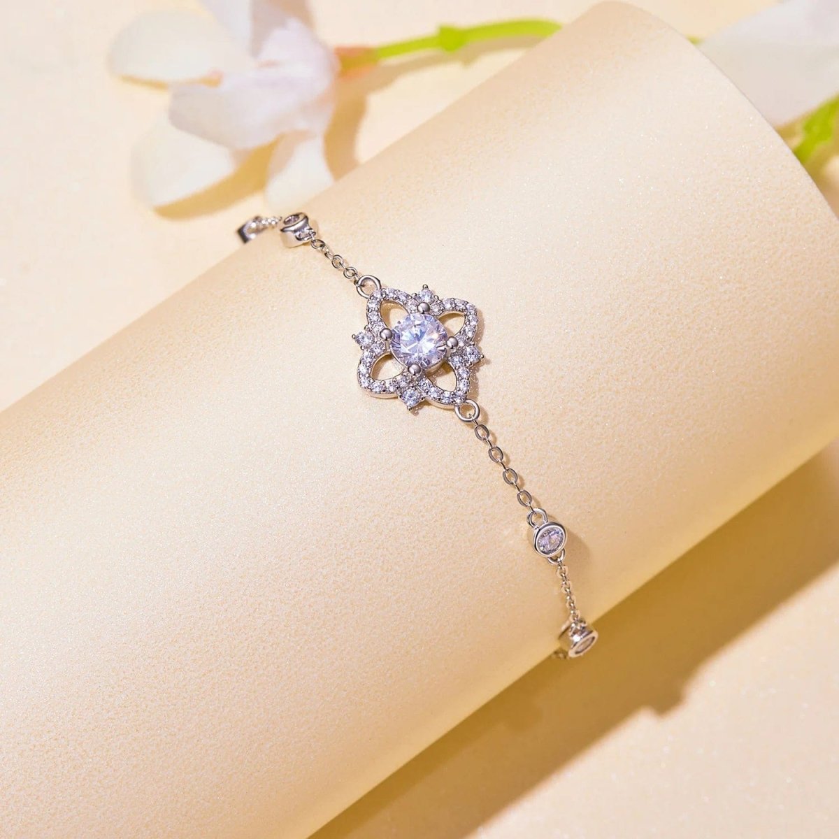 Liora Atelier Pangama Moissanite Flower Bracelet