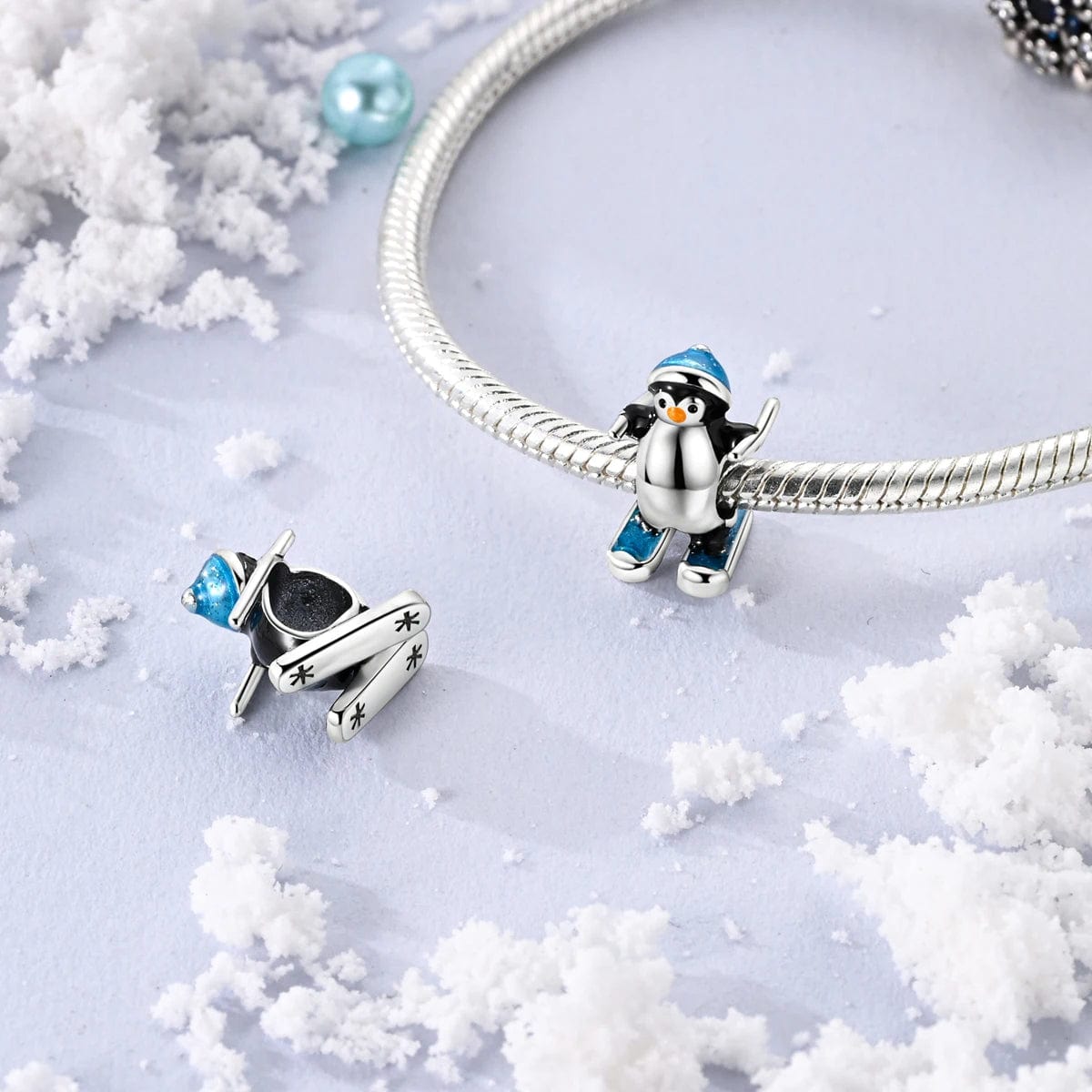 Liora Atelier Skiing Penguin Charm