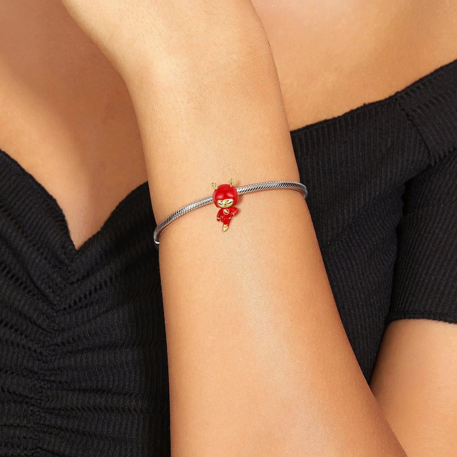 Liora Atelier The Flash Cartoon Charm