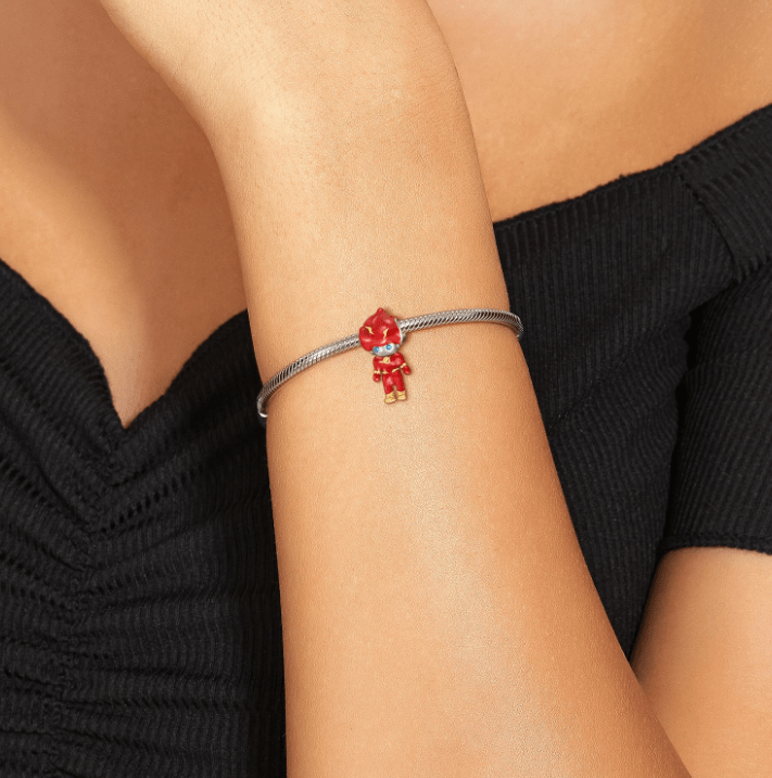 Liora Atelier The Flash Charm