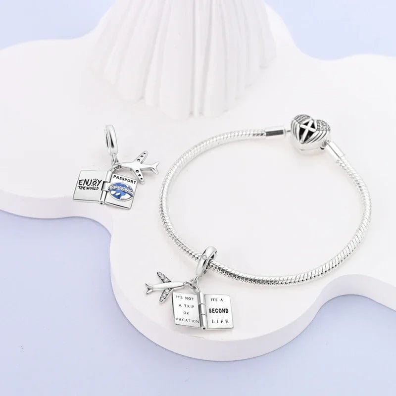 Liora AtelierTraveling Charm