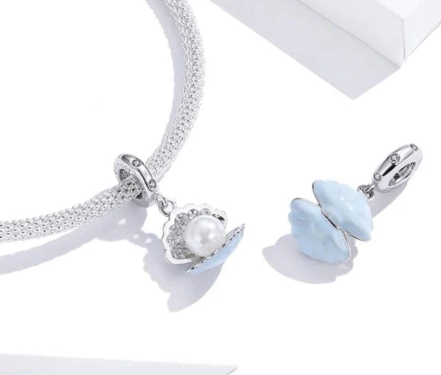 Liora Atelier Sparkling Shell Mini Dangle Charm