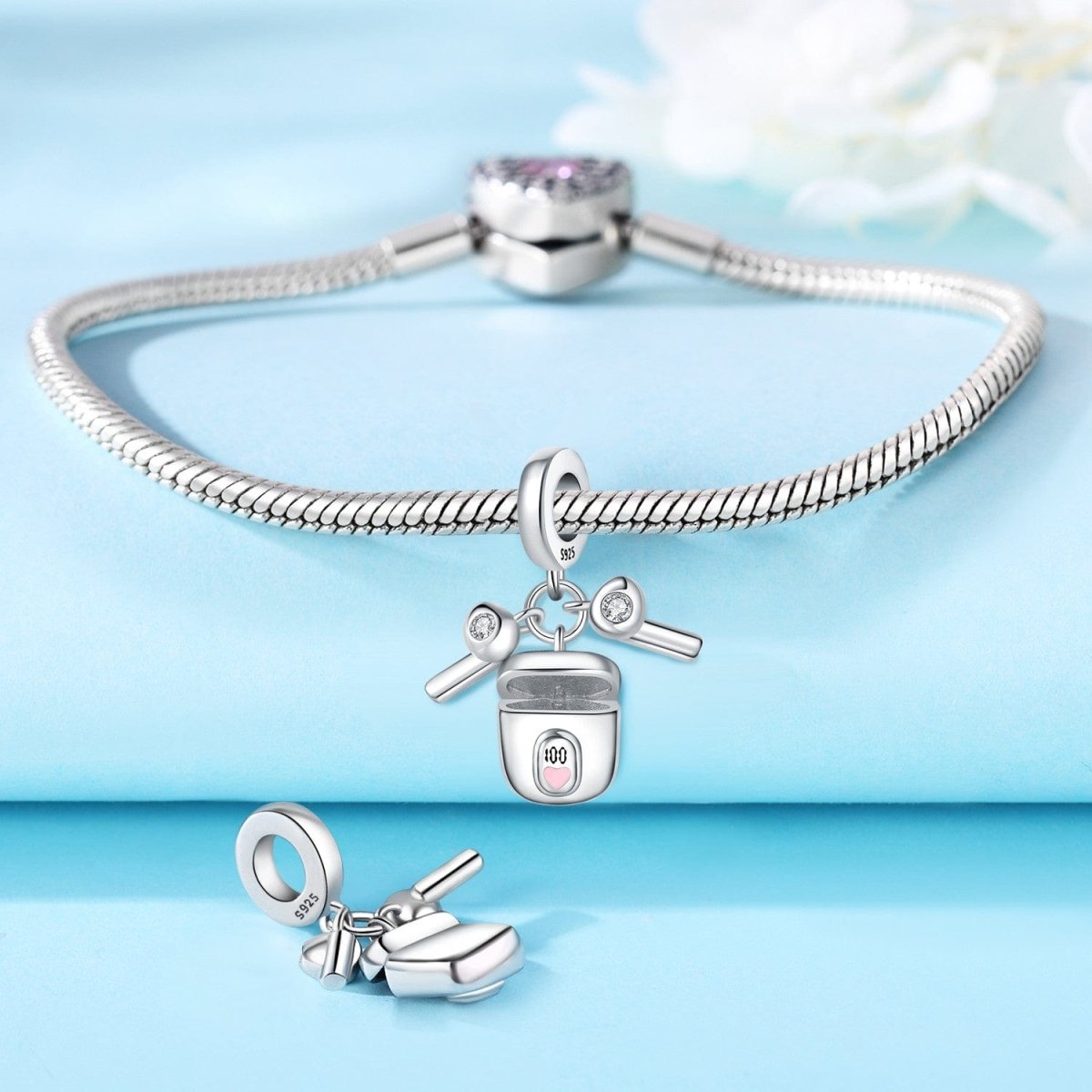 Liora Atelier Wireless Earbuds & Charging Case Charm