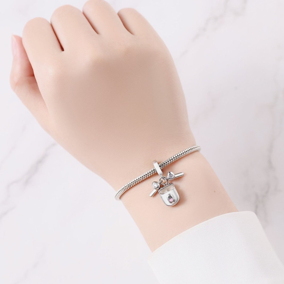 Liora Atelier Wireless Earbuds & Charging Case Charm